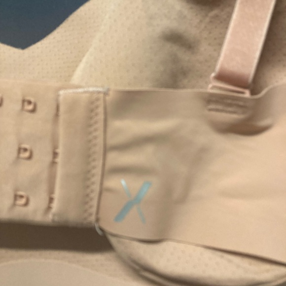 Knix Padded V-Neck Bra Thin Strap in Pink Ginger Size 7+ - Picture 6 of 8